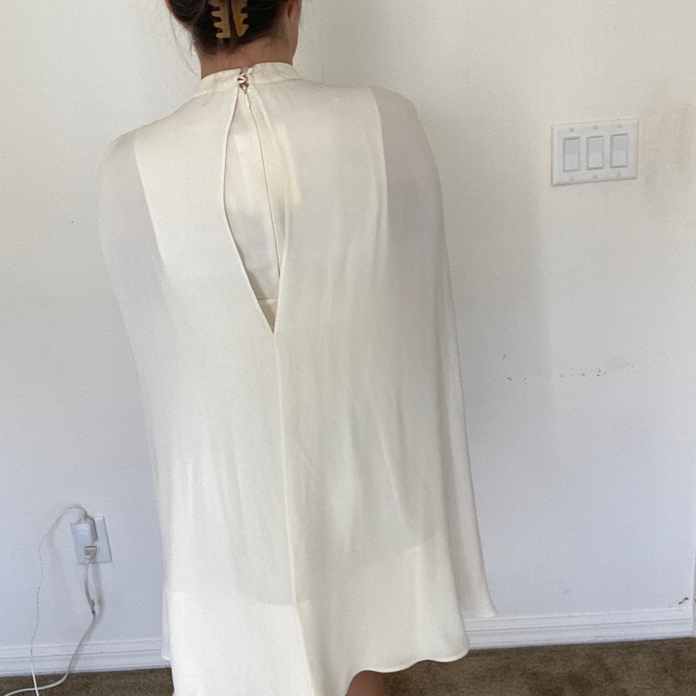Authentic Valentino silk cape dress size 40 - Picture 2 of 8